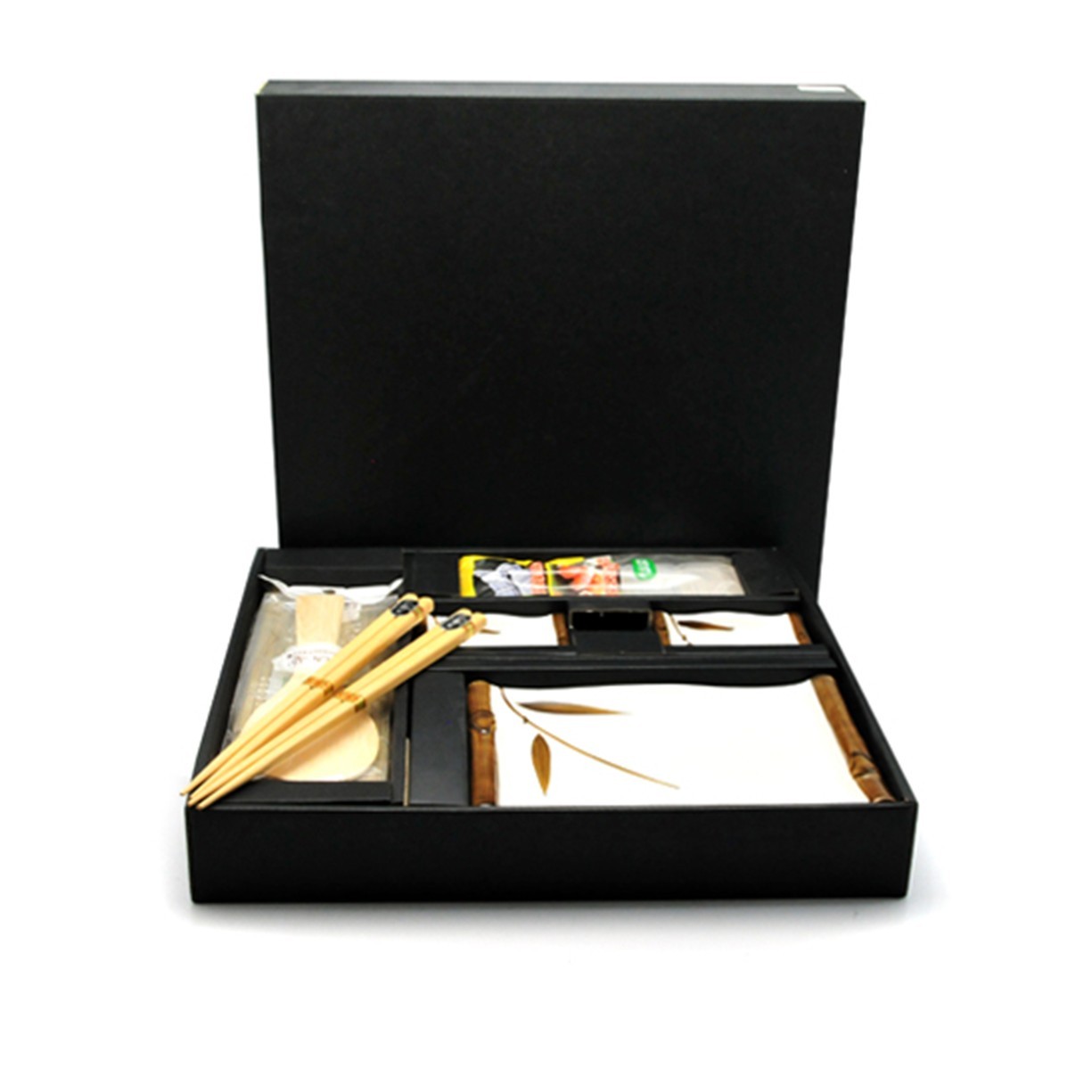 sada pro výrobu a servírování SUSHI - Bamboo Chairo