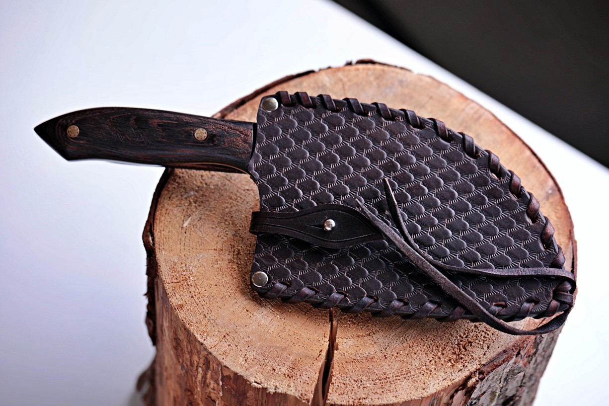 srbský nůž Dellinger D2 ALMA BBQ