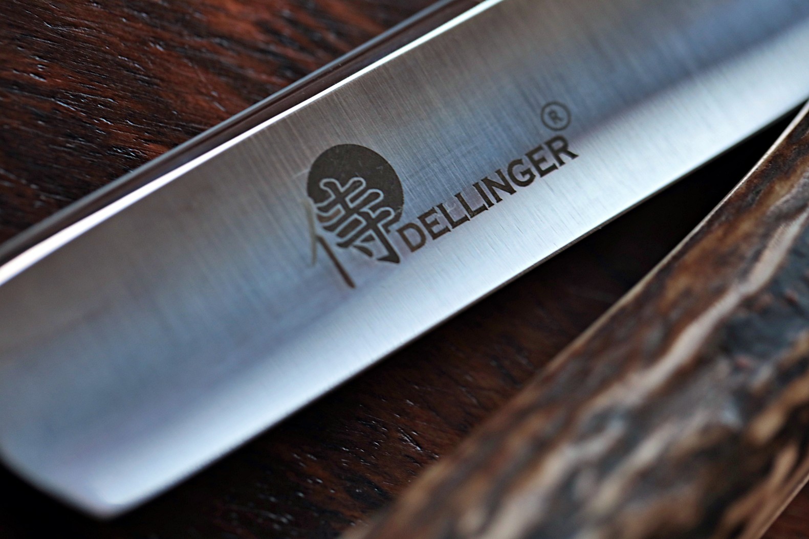 břitva Dellinger D2 Antlers