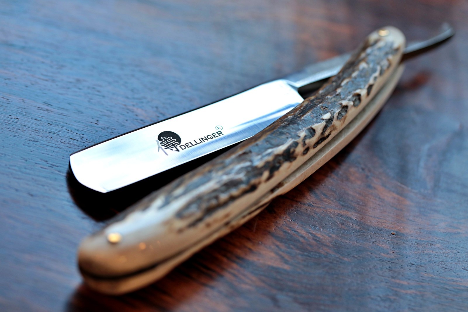 břitva Dellinger D2 Antlers