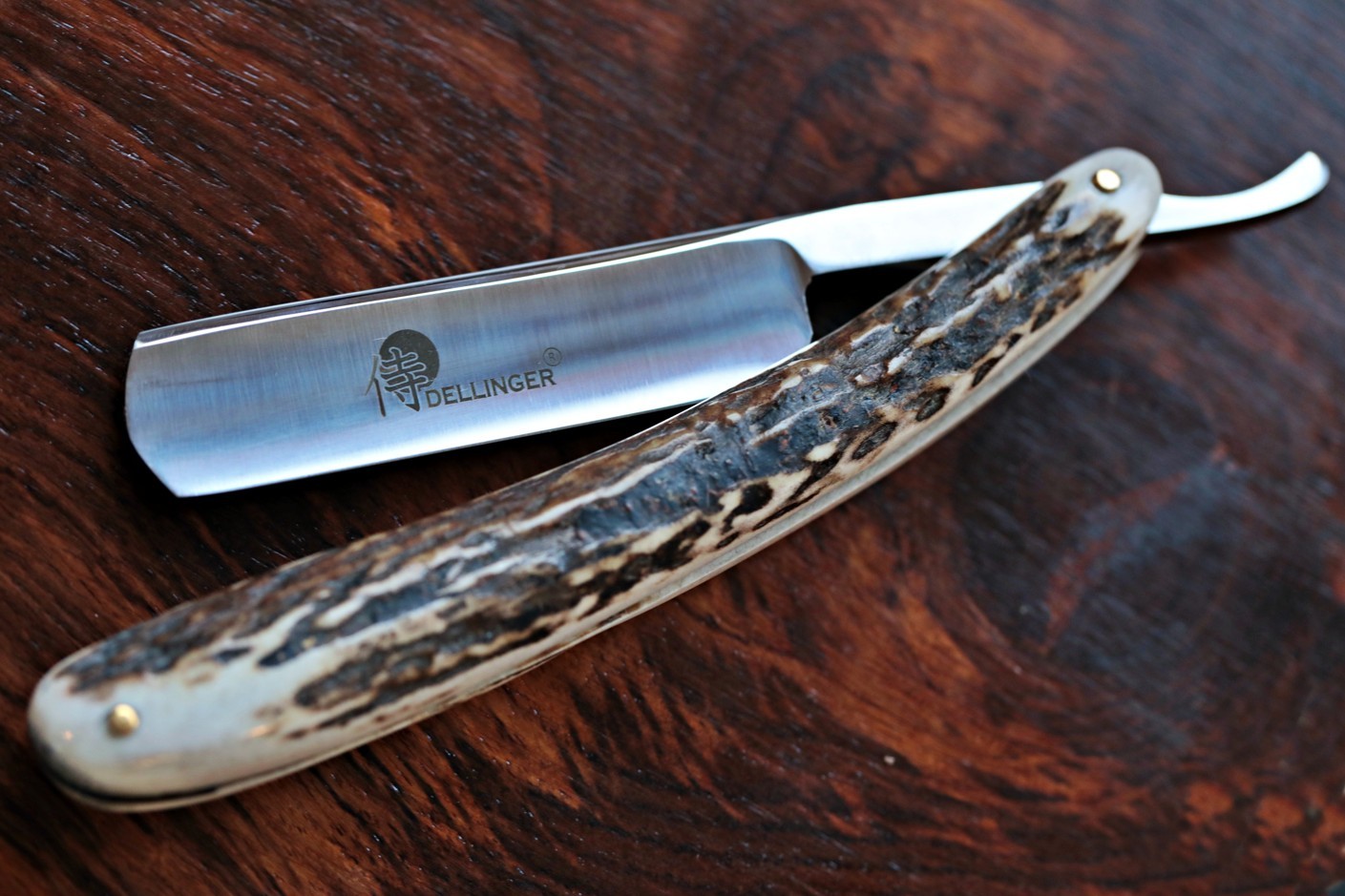 břitva Dellinger D2 Antlers