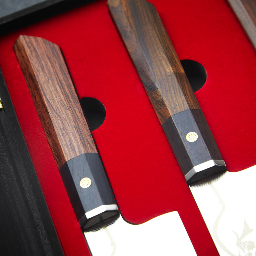 sada 3 nožů Dellinger JOSHI Sakura, včetně brusného kamene 1000/6000