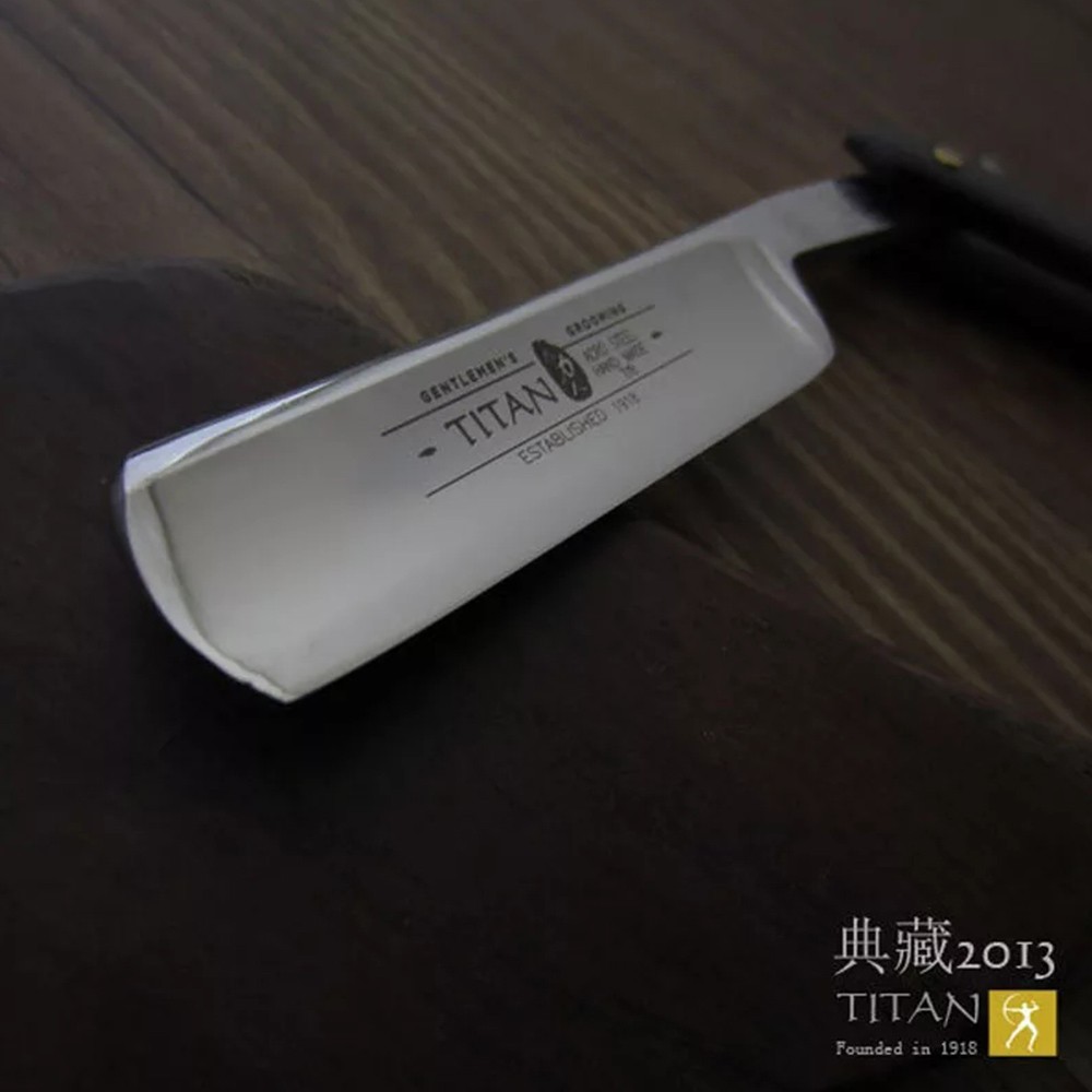 břitva TITAN Ebony VG10HZ