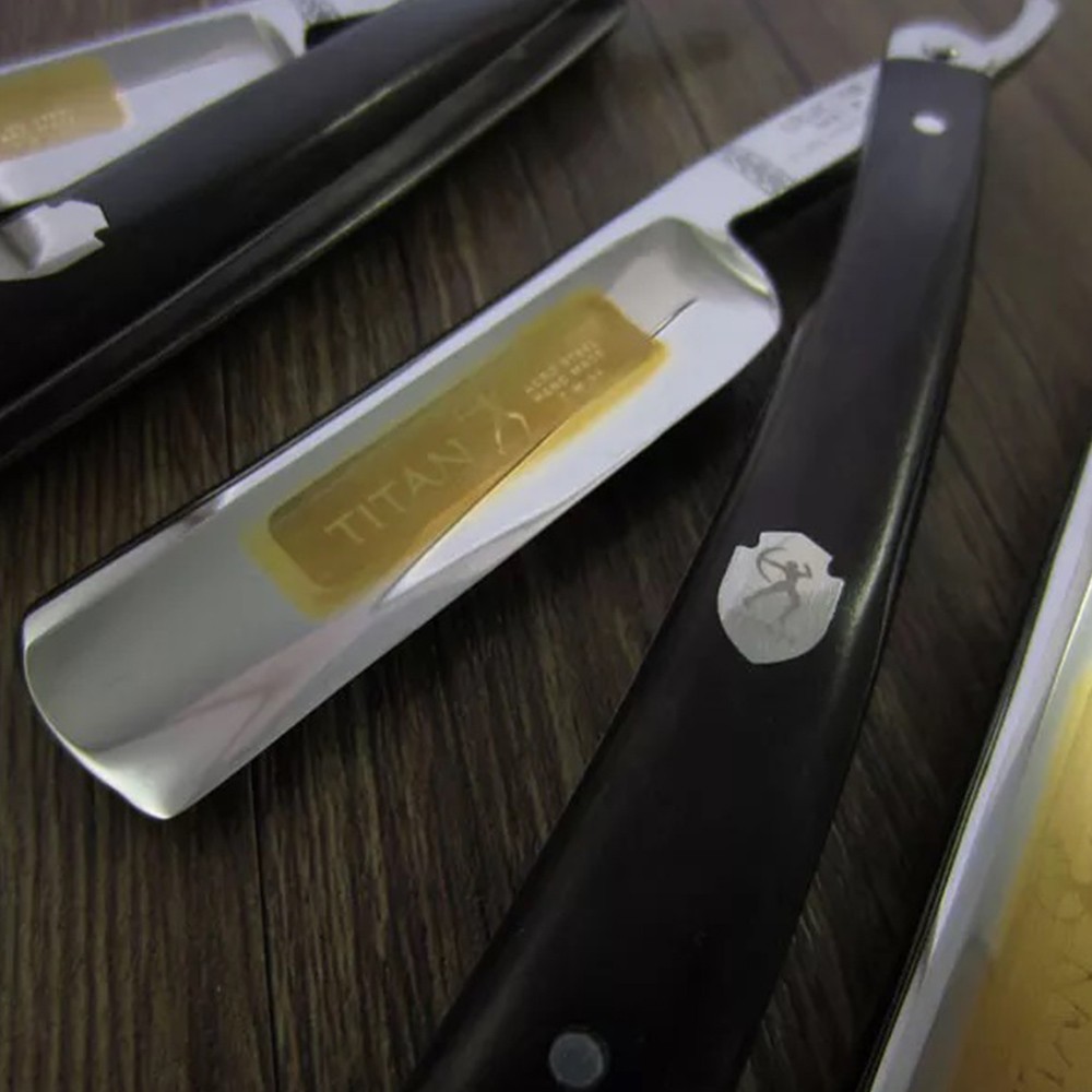 břitva TITAN Black Algum