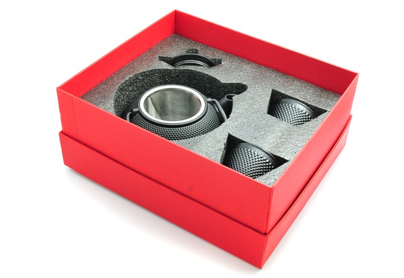 konvička Arare Black na čaj 600 ml + 2 šálky