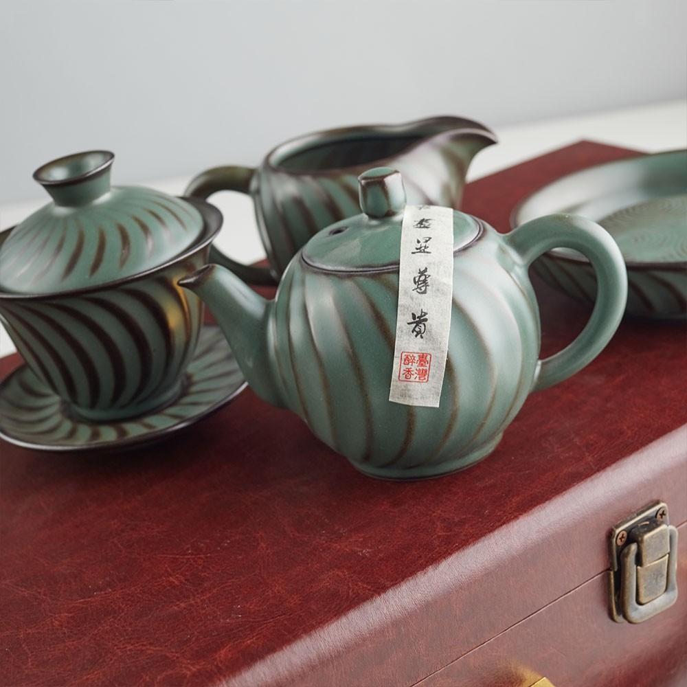 čajová souprava Longquan Celadon - Tea Waves čajová souprava Longquan Celadon - Tea Waves