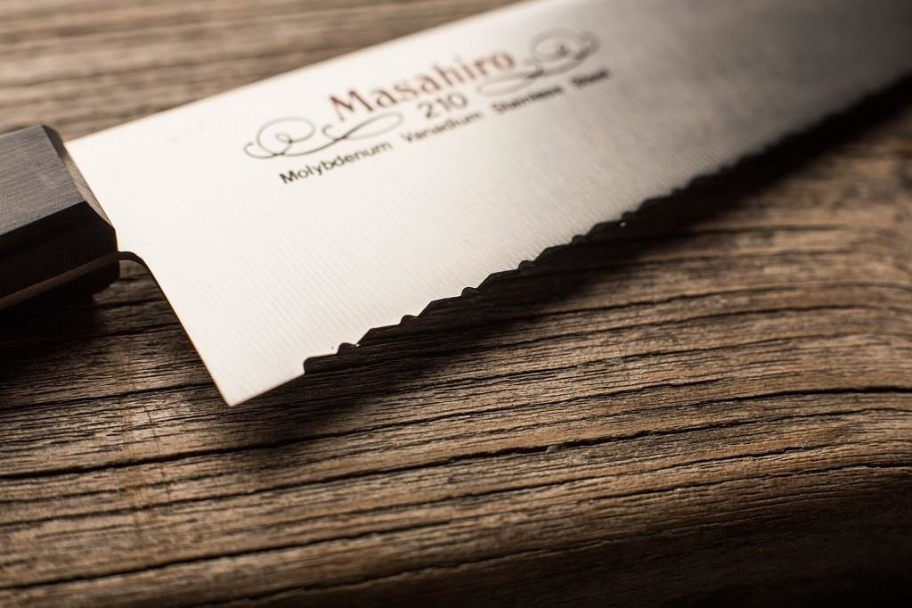 Nůž Masahiro BWH Chef Wave Edge 210 mm [14041]