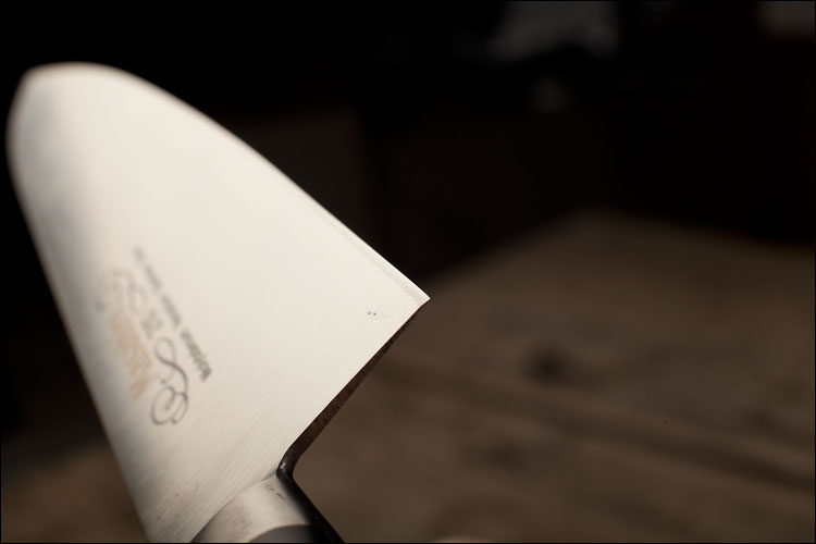 Nůž Masahiro MV Chef 210 mm [13711]