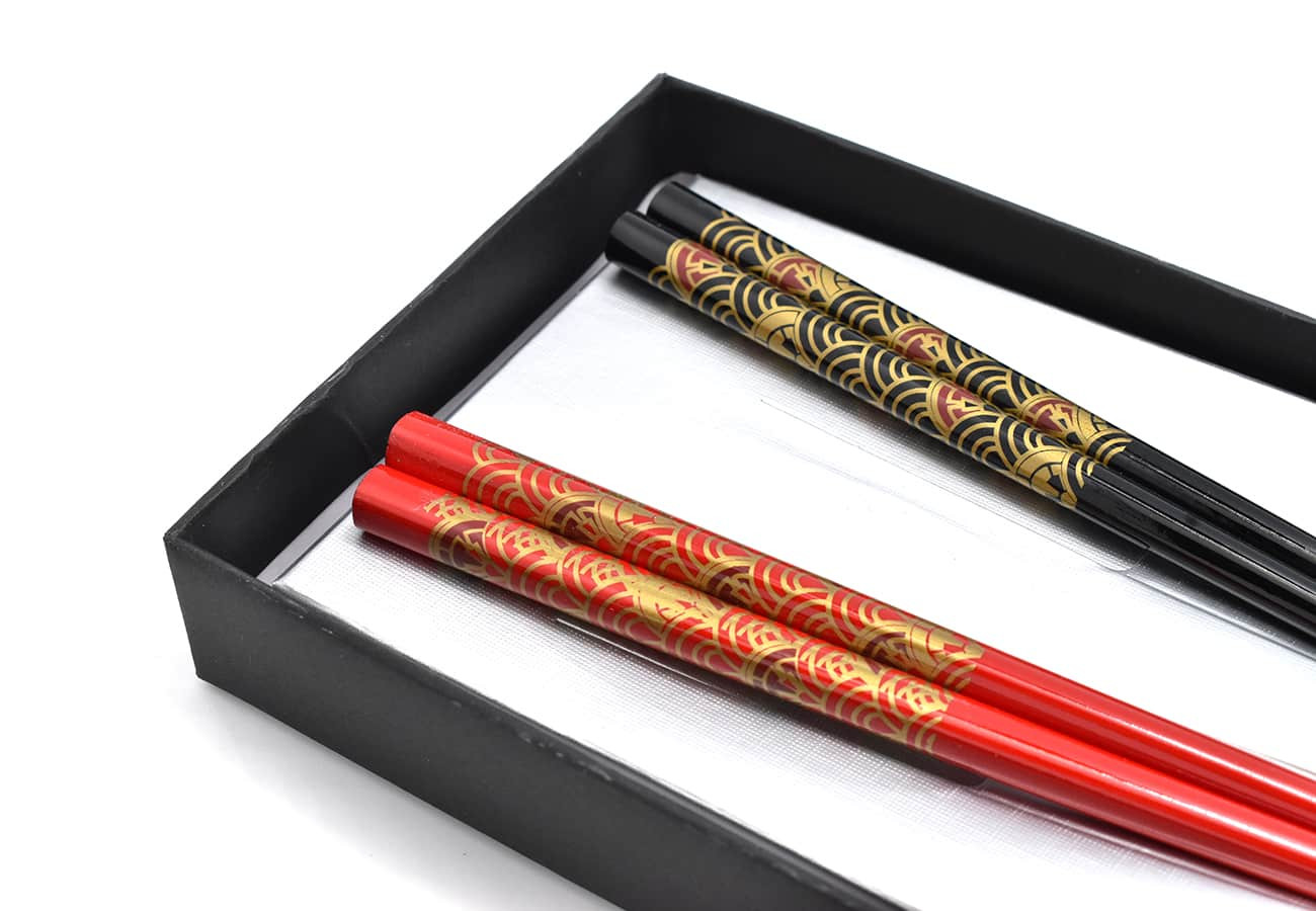 sada jídelních hůlek Black&Red Nami