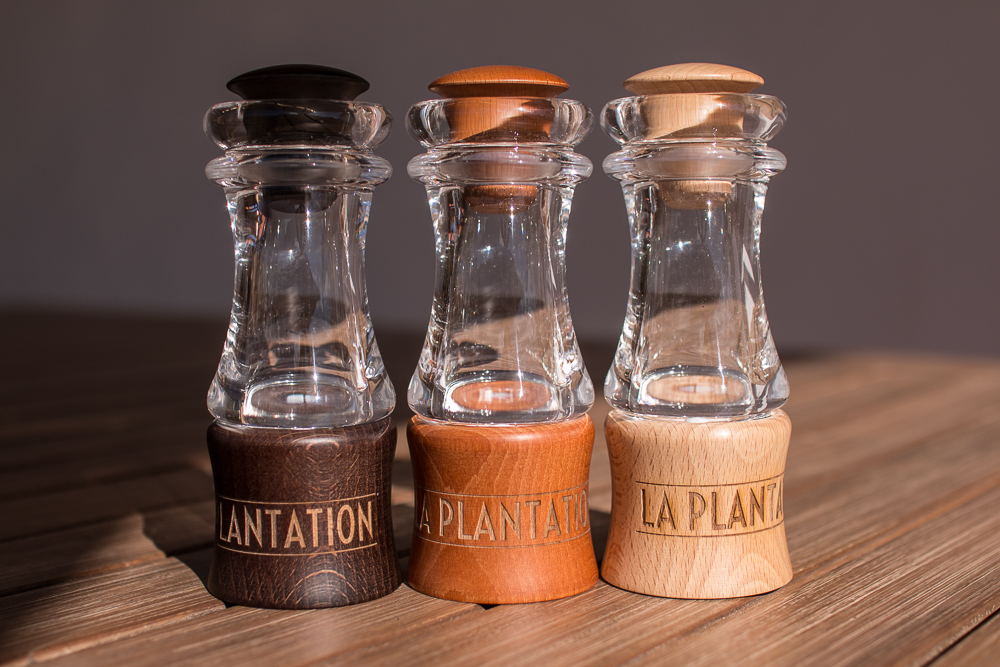 Mlýnek na pepř buk přírodní + černý Kampotský pepř