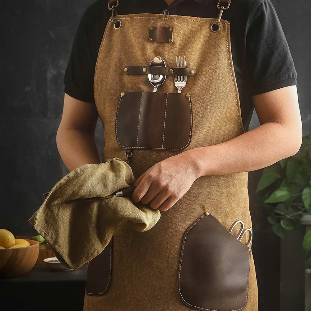 Stylová zástěra z hrubého plátna a pravé hovězí kůže