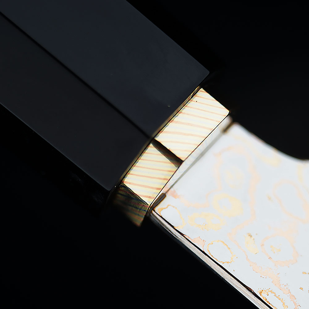 Dellinger Kuchyňský nůž Chef/Gyuto 210 mm Dellinger® Resin Black Gold Damascus