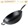 Litinová pánev WOK 34 cm na smažení Ronneby Bruk