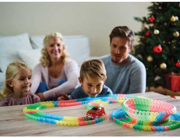 уникална осветена магистрала