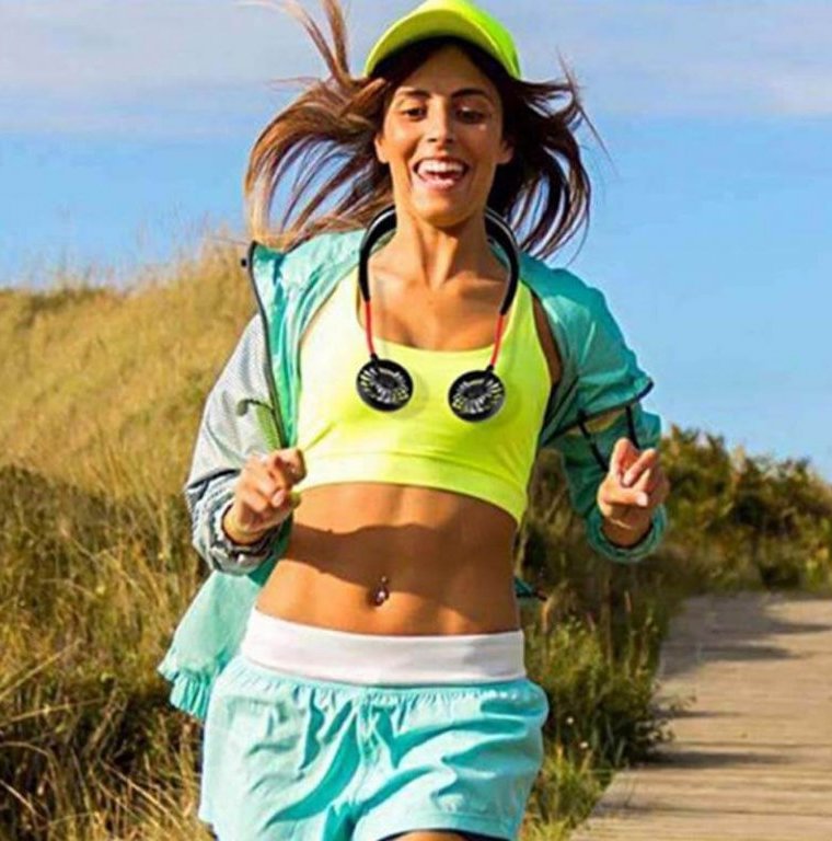 отличен преносим вентилатор за врата