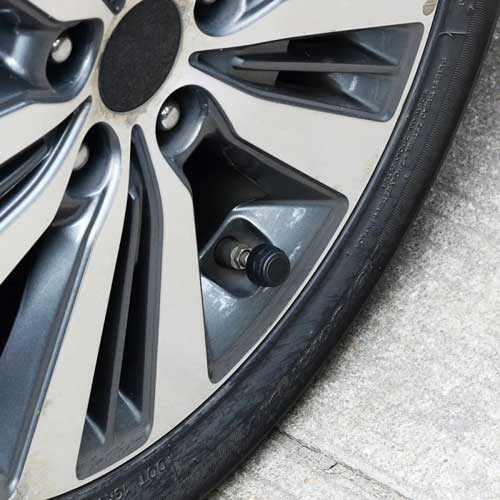 Сензор-и-метър-на-налягане-в-гумите