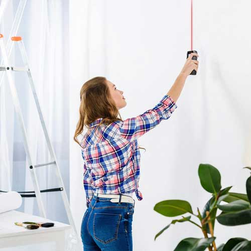 лазерен далекомер