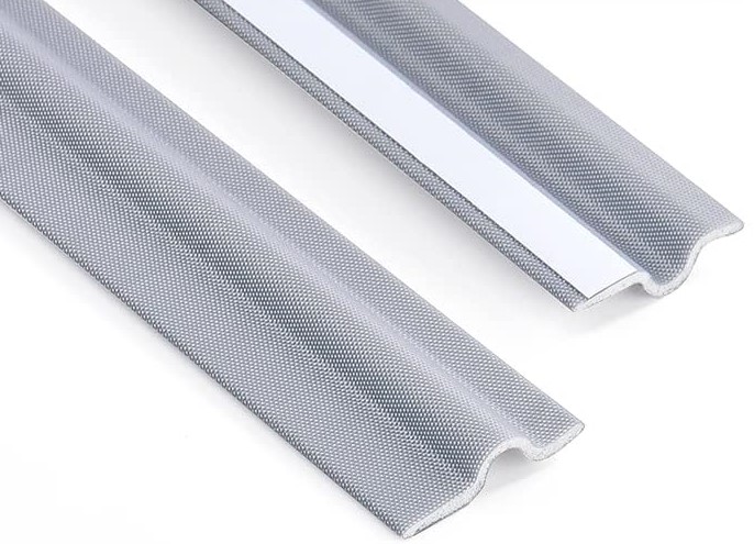 Уникално самозалепващо тиксо за прозорци и врати