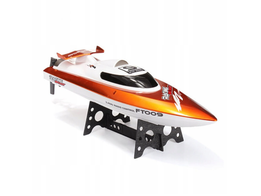 RC_pretekarsky_cln_na_dialkove_ovladanie_7