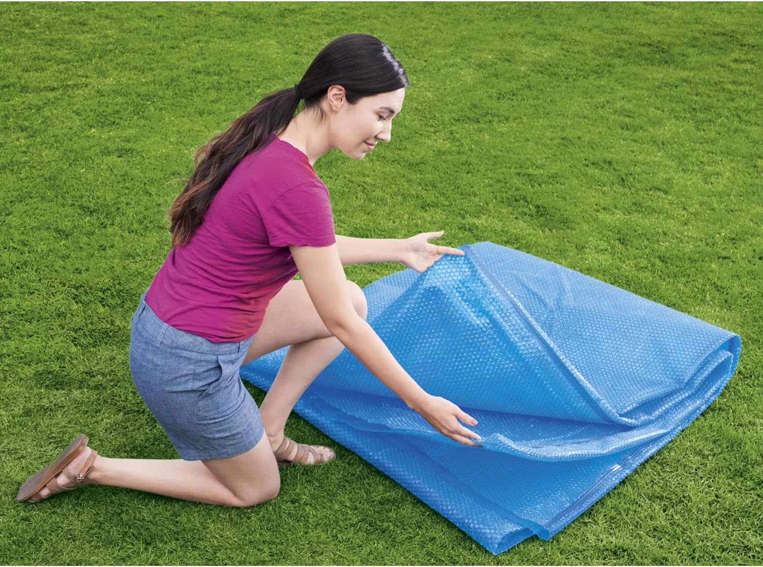 Solární plachta na bazén