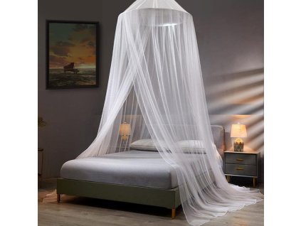 jedinečná moskytiéra nad postel