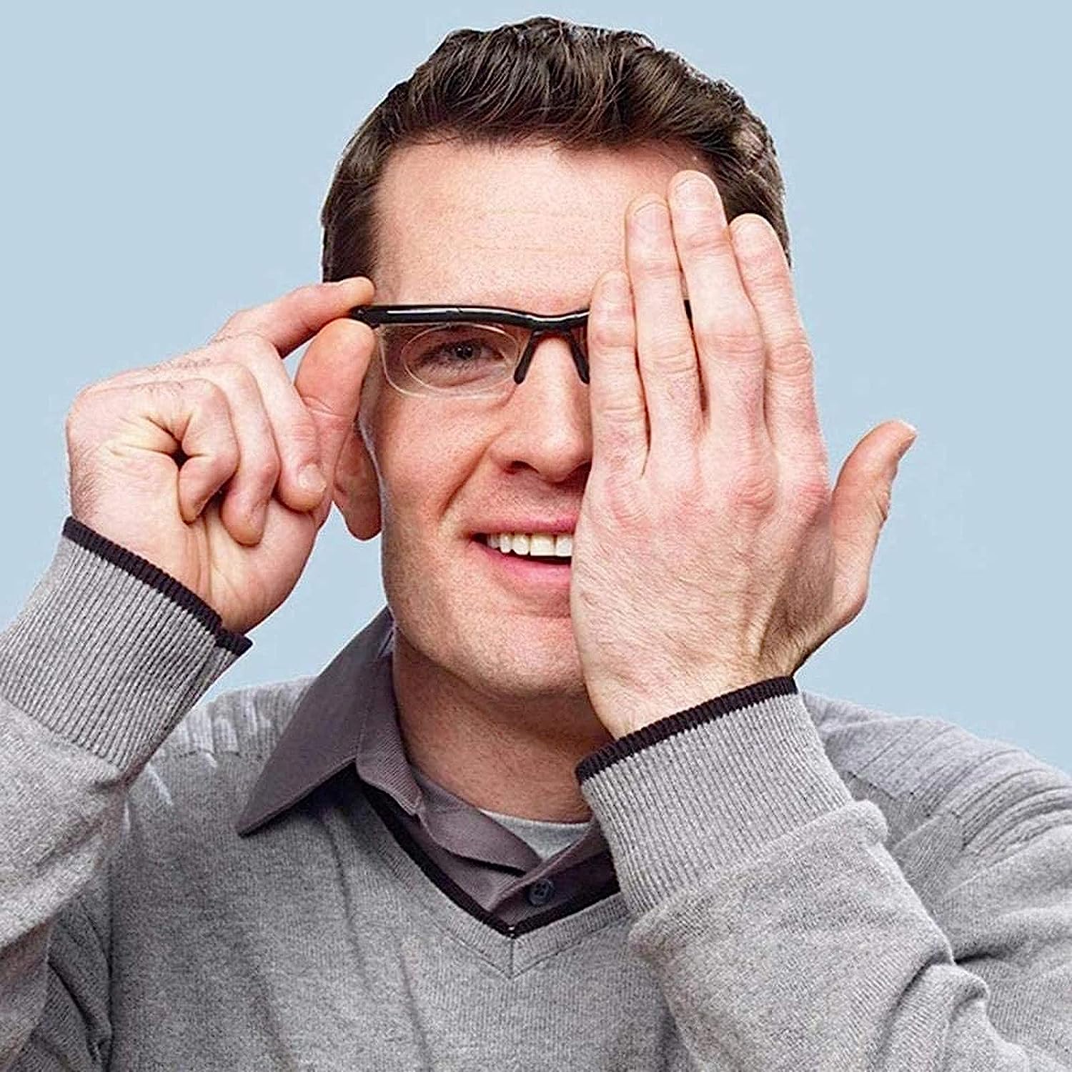 Deminas | Unikátní brýle na čtení s nastavitelným zaostřením