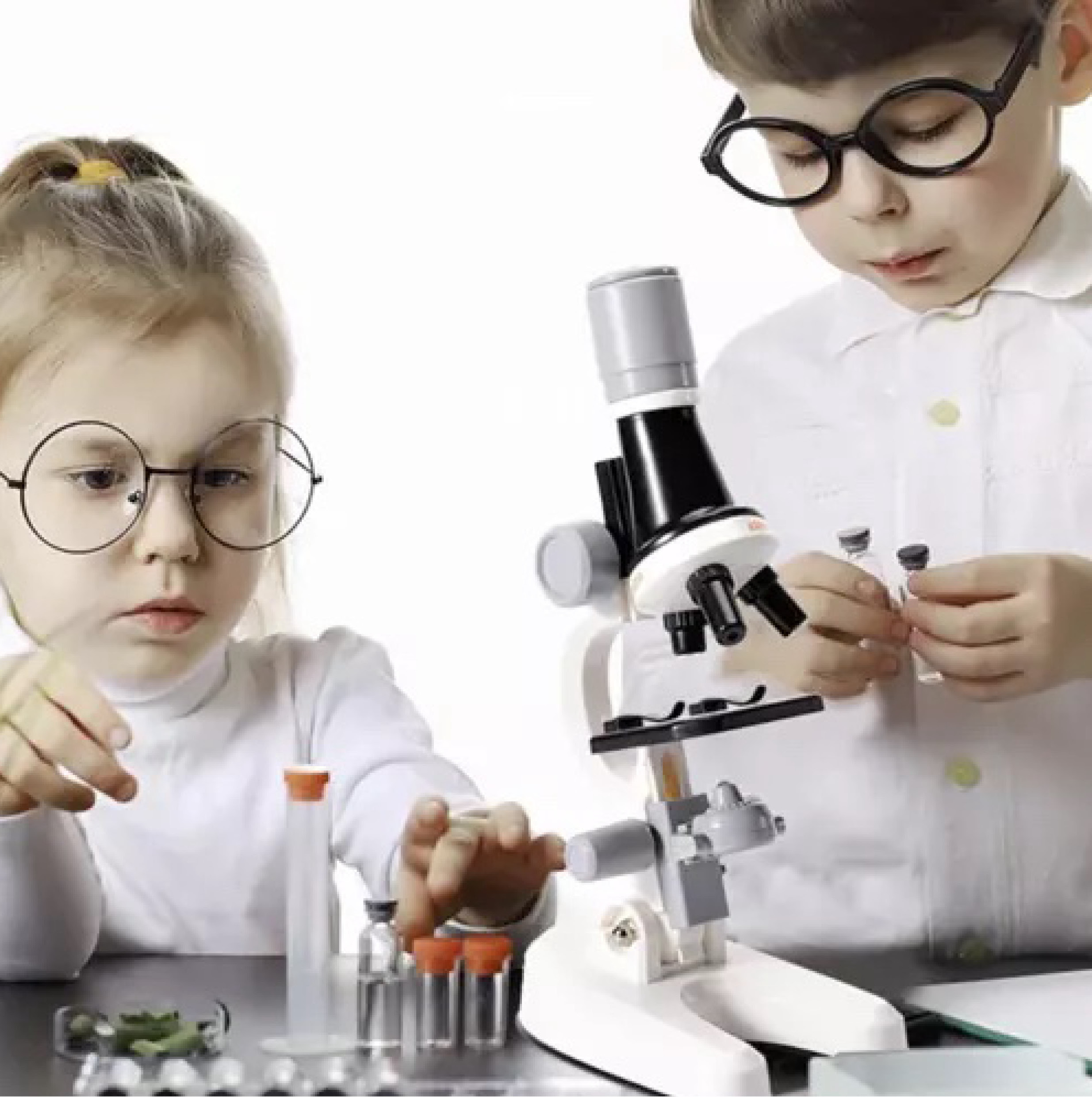 Deminas | Originální digitální dětský mikroskop