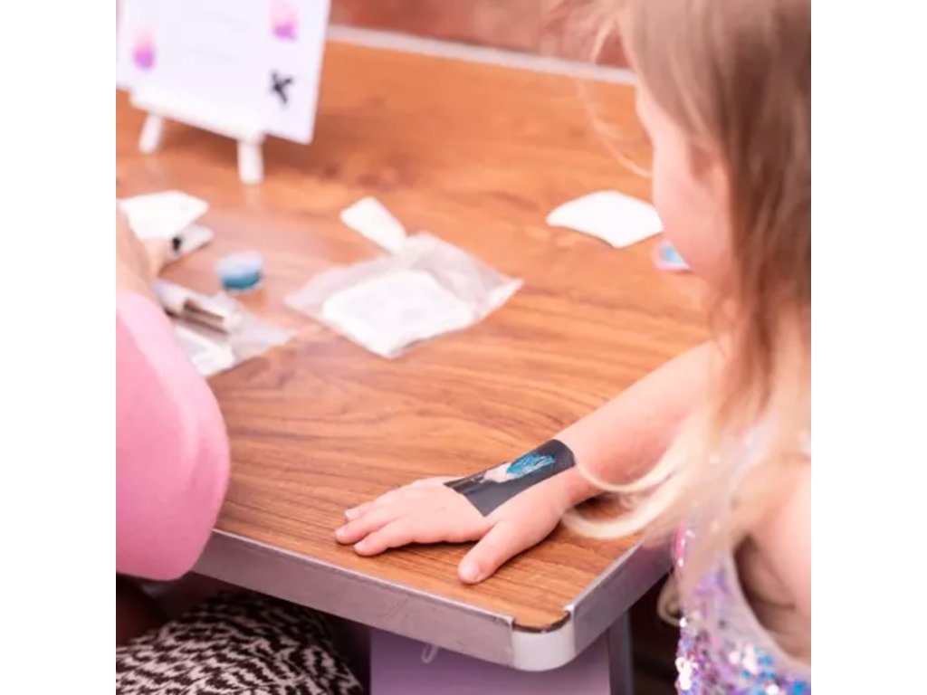 Jedinstveni svjetlucavi set za tetoviranje