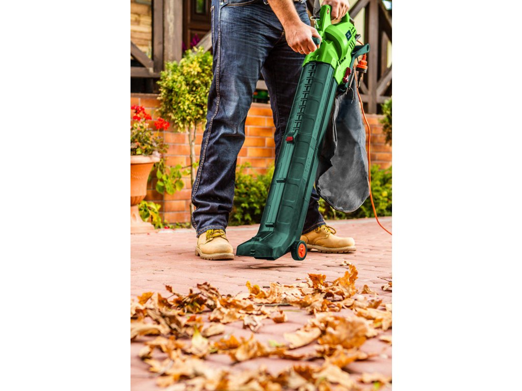 vrtni usisavač, sjeckalica i puhač lišća