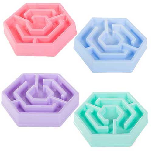 misky pred psov a mačky