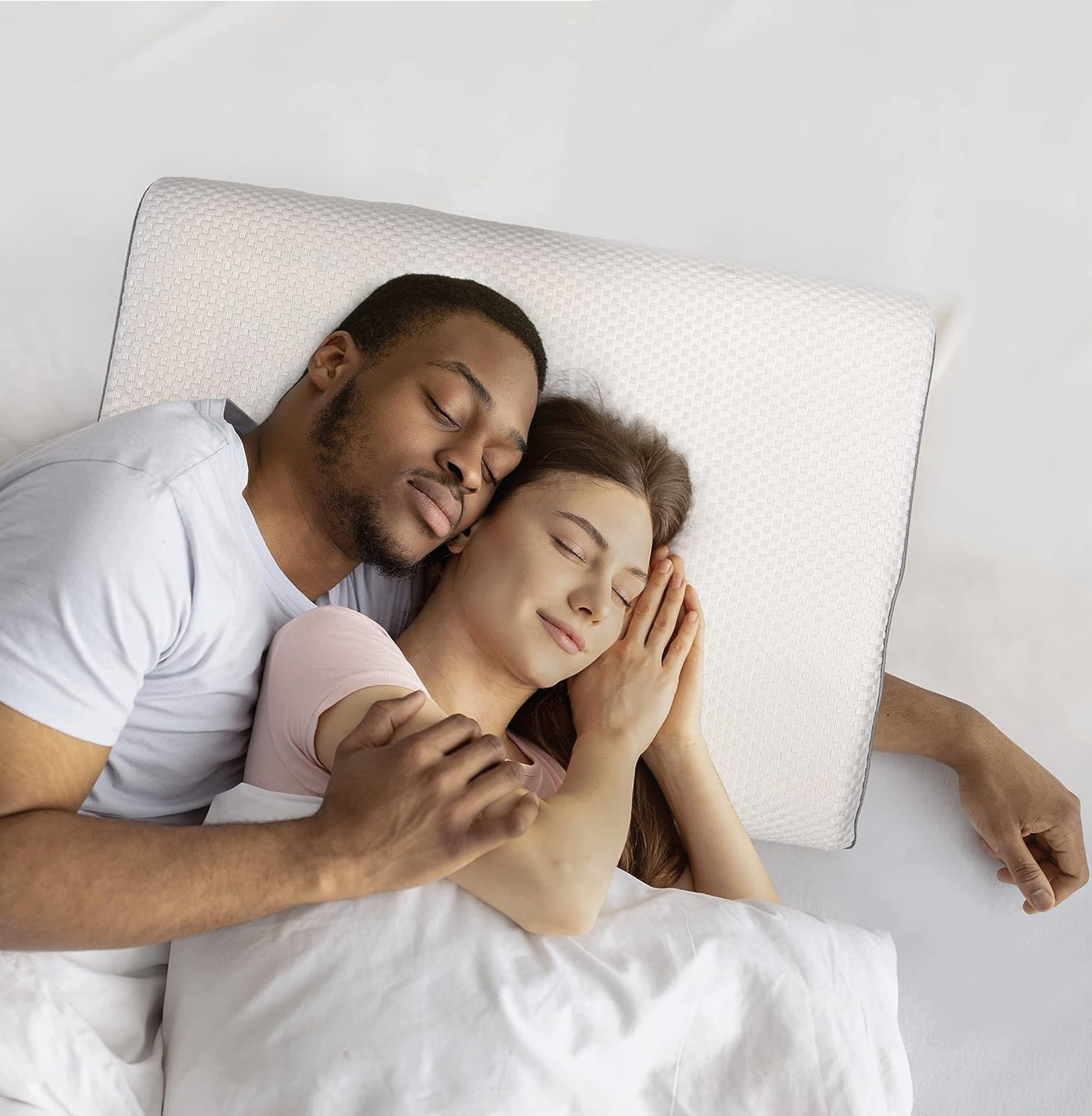 poseban jastuk za parove s prostorom za ruku