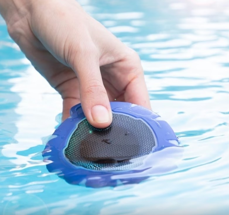 boxă plutitoare fără fir