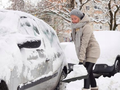 Lopată de zăpadă pliabilă practică pentru mașină