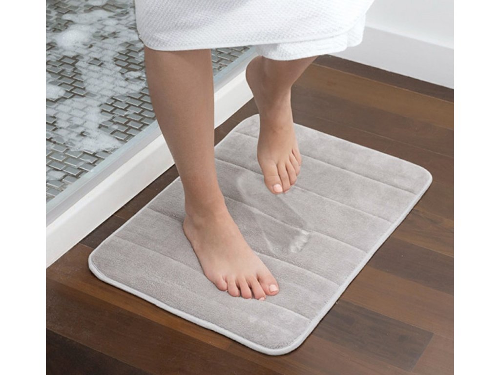 preproga s spominsko peno