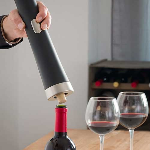električni odpirač za vino - zamašek