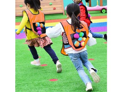 Igra z jopičem in žogami - ciljni jopič