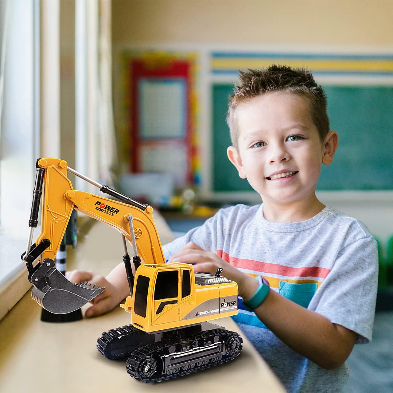  excavator cu telecomandă