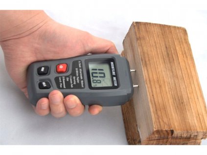 digitálny merač vlhkosti dreva