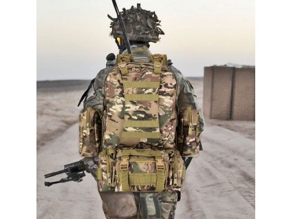 jedinecny vojensky ruksak