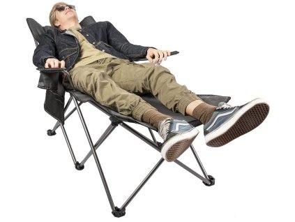 kempingové lehátko