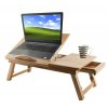 stolik na notebook a hrncek