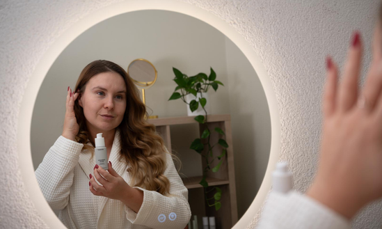 Citlivější a dehydratovaná pleť po létě? Prozradíme, které látky ji vrátí do rovnováhy