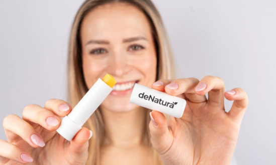 Čo na popraskané pery? Všetko o príčinách, liečbe aj prevencii