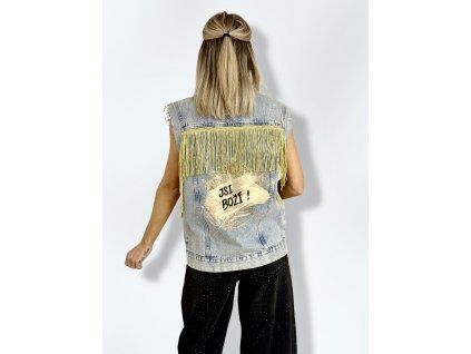 060DBF26 A6BF 48B2 A949 681C61B9DD79