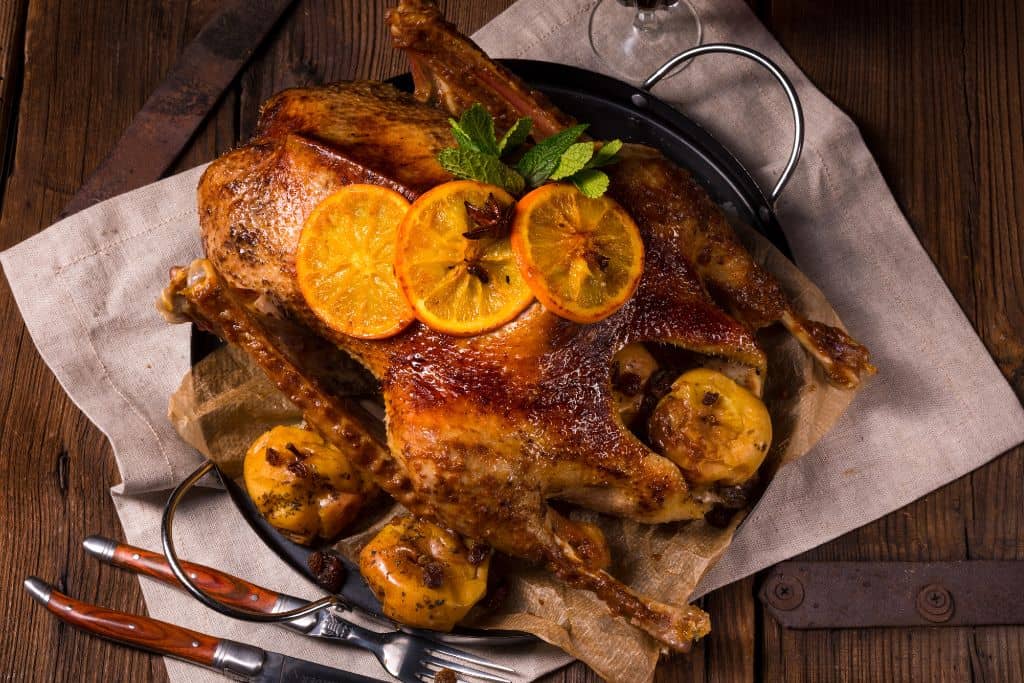 Pečená svatomartinská husa - recept, historie, víno, dezert
