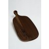 doska 12; Orechová drevená krájacia doska s rukoväťou 38,6 × 18,5 cm