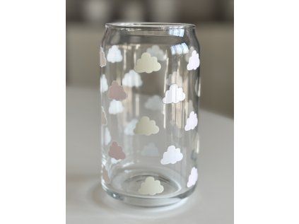 Sklenička - minimalistické mráčky