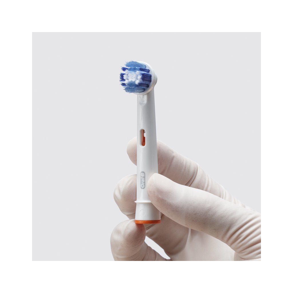 Oral B Precision Clean