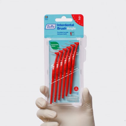 TePe mezizubní kartáčky Angle červené 0,5 mm 6 ks - Mezizubní kartáčky / Mezizubní kartáčky TePe  - DENTO.cz - Více pro vaši dentální hygienu