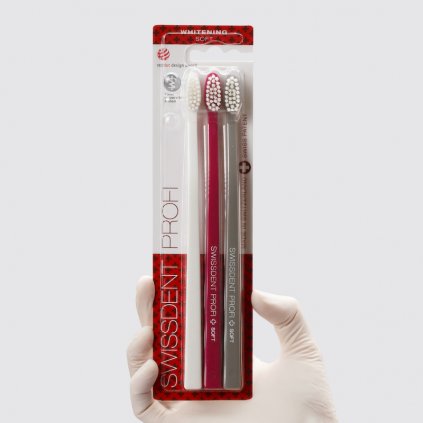 Swissdent zubní kartáček PROFI Soft Triopack 3 ks - Zubní kartáčky / Swissdent - DENTO.cz - Více pro vaši dentální hygienu